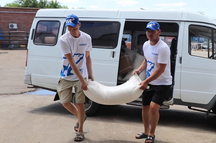 «Единая Россия» открыла первый гуманитарный центр в Харьковской области  