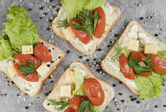 Обед всухомятку: почему перекусы вреднее, чем кажется