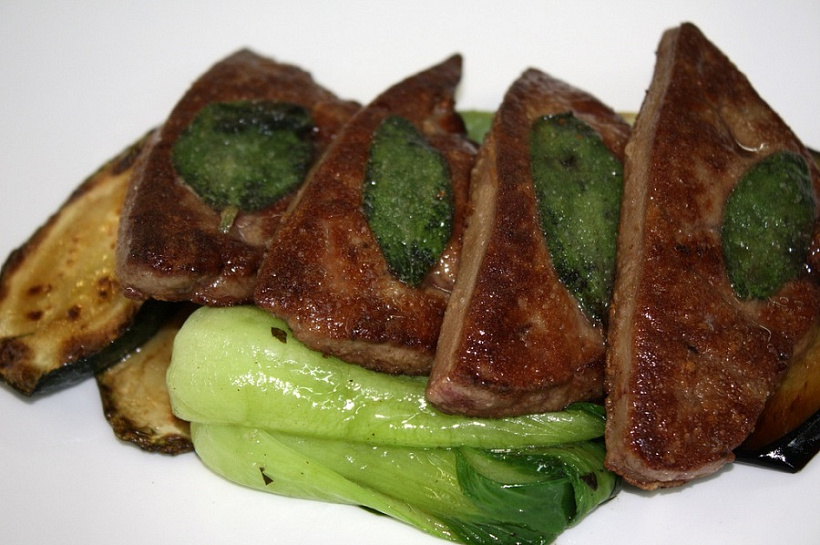 Какая печень полезнее: говяжья, свиная или куриная?