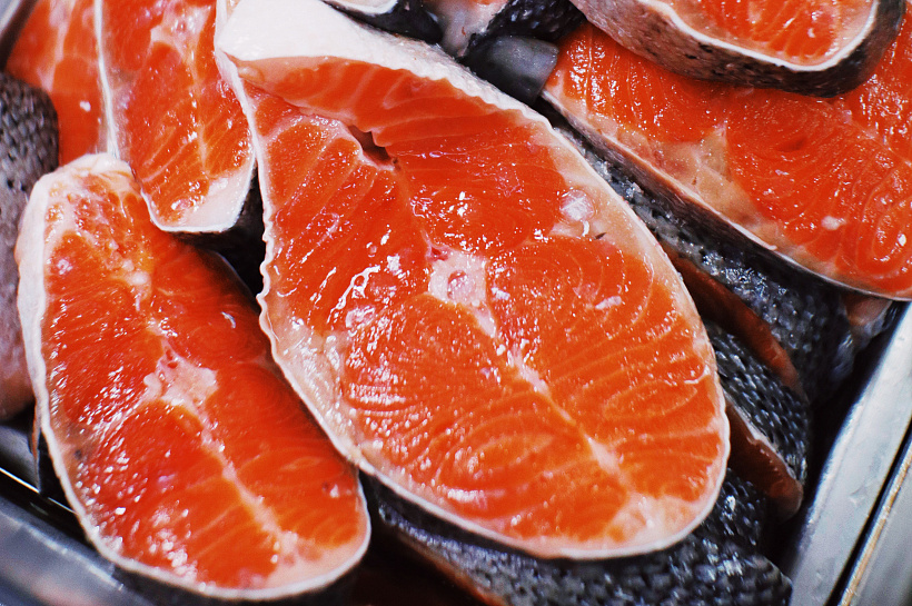 В «Русское море» не пускают рыбу: почему семга и форель известного бренда исчезли из продажи