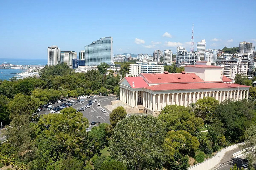 Цены на квартиры в Сочи у знаковых мест достигли 600 миллионов рублей