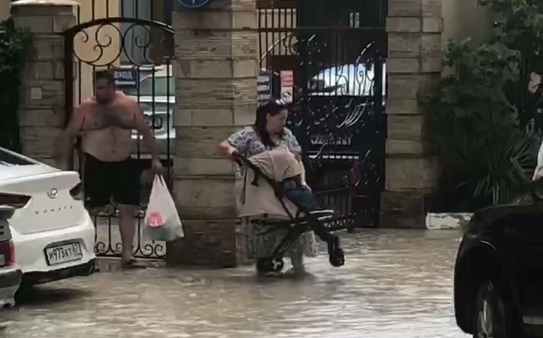 Геленджик и анапский Утриш накрыл ливень
