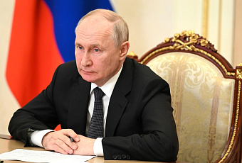 Владимир Путин заявил, что все чиновники должны ездить на отечественных автомобилях