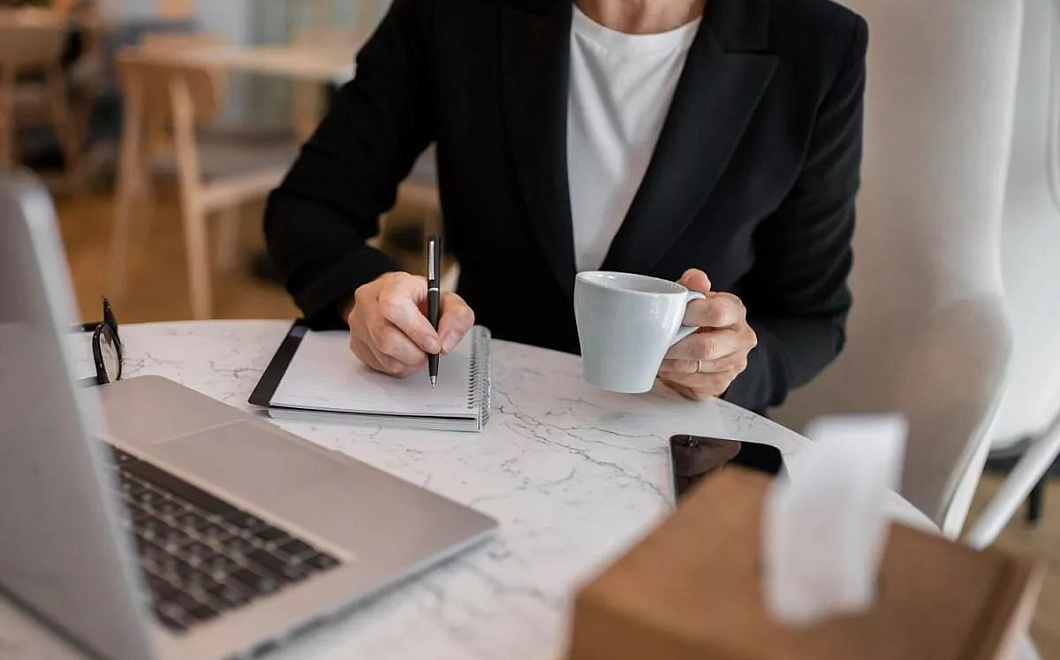 Топ-менеджеры и логисты лидируют по зарплатам на Кубани в декабре 2025