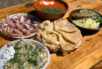 Масштабный гастрофестиваль «Гарнэ сальцэ» пройдет в «Атамани»