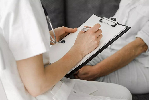 Ученые из Китая и Великобритании создали гаджет для речи после инсульта