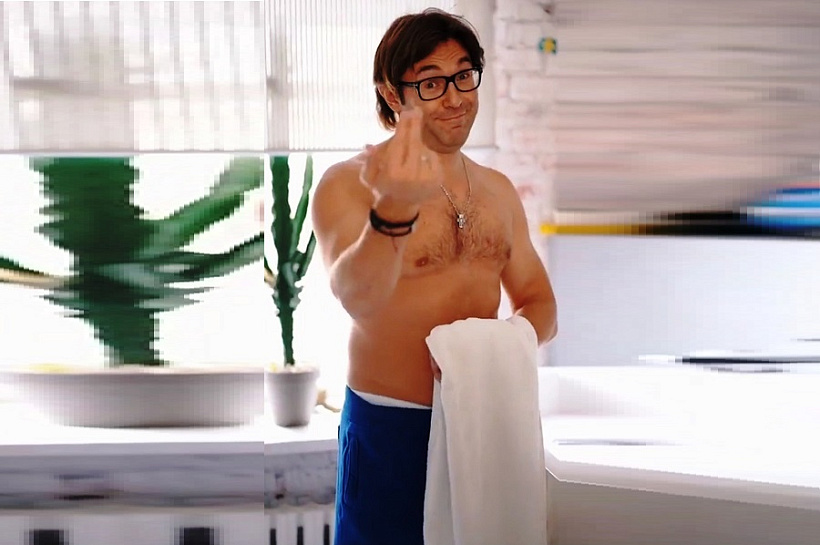 «Не смеши мои трусы»: фанаты просят Андрея Малахова больше не раздеваться