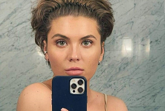 Певица Валерия выгнала свою дочь, увидев ее в маске скунса