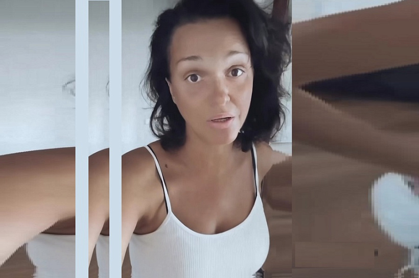 «Плохо резали»: певица Слава разрыдалась и предъявила публике искалеченный бюст