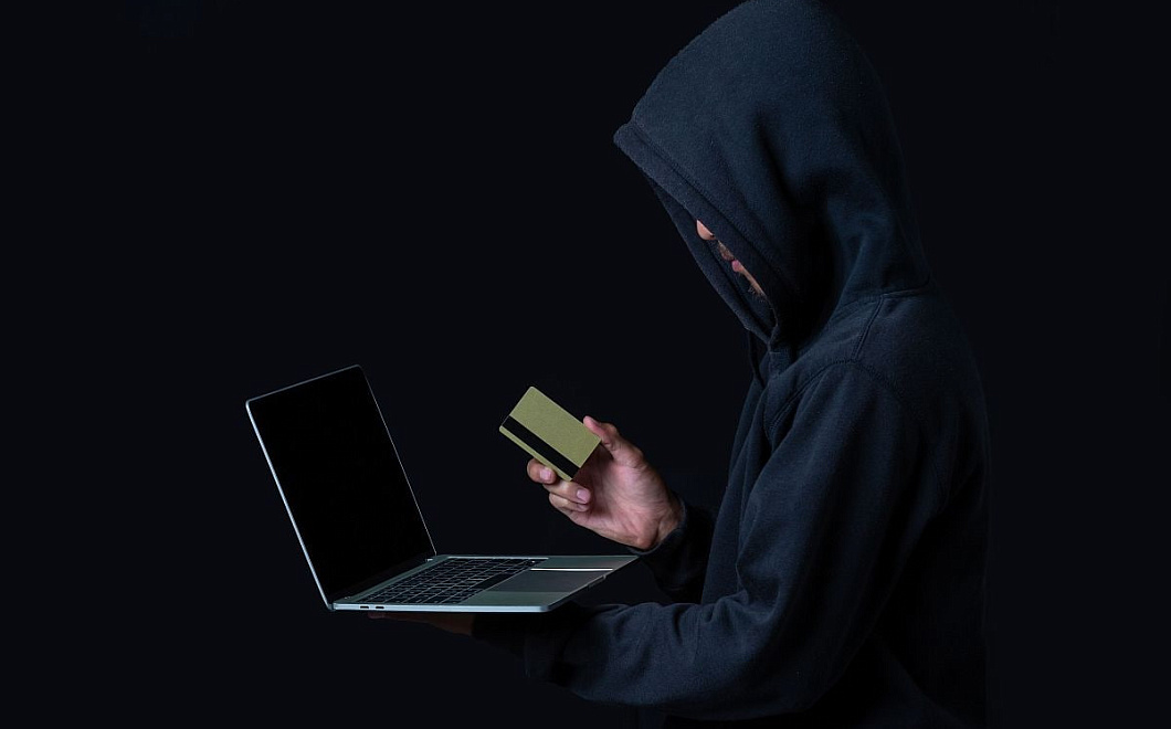 Мошенники крадут паспортные данные под видом промокода на косметику