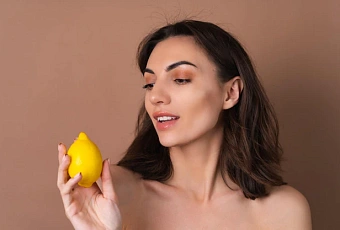 Как использовать лимонный сок для кожи, чтобы он приносил максимальную пользу