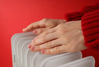 По какой причине мерзнут руки и что нужно делать, чтоб  устранить эту проблему