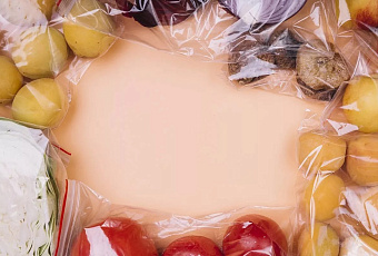 Учёные ТГУ и СО РАН создали упаковочную плёнку, убивающую почти 100% бактерий