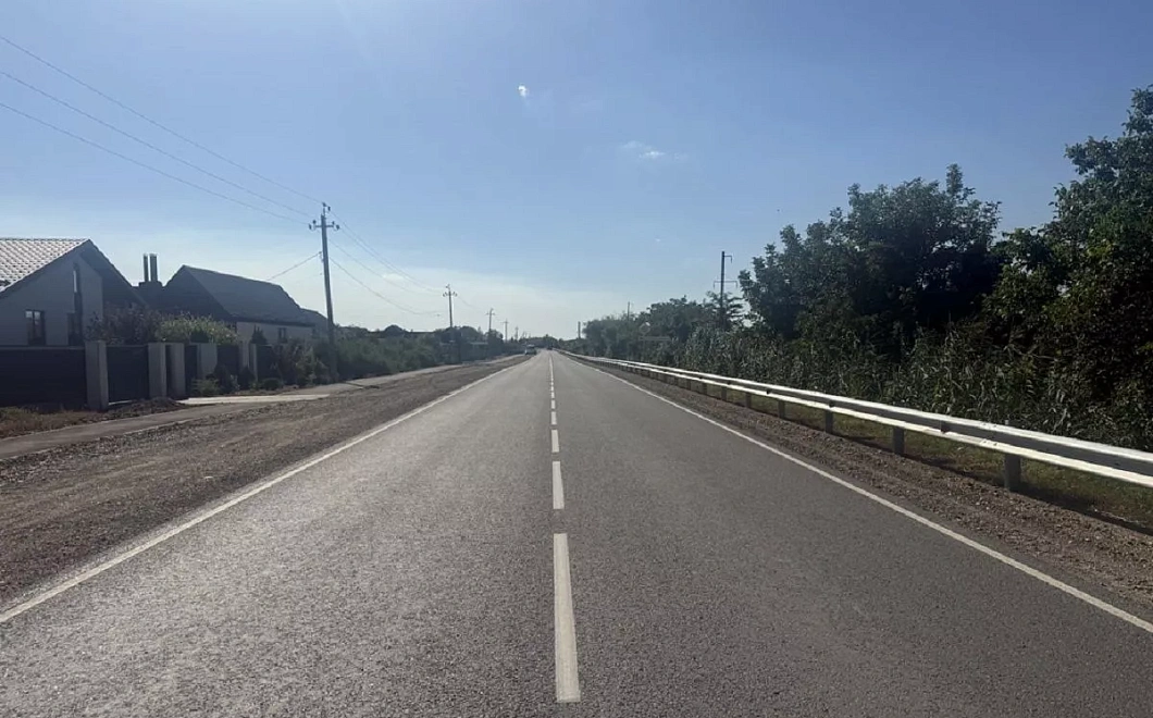 В Калининском районе продолжают ремонт дороги по нацпроекту