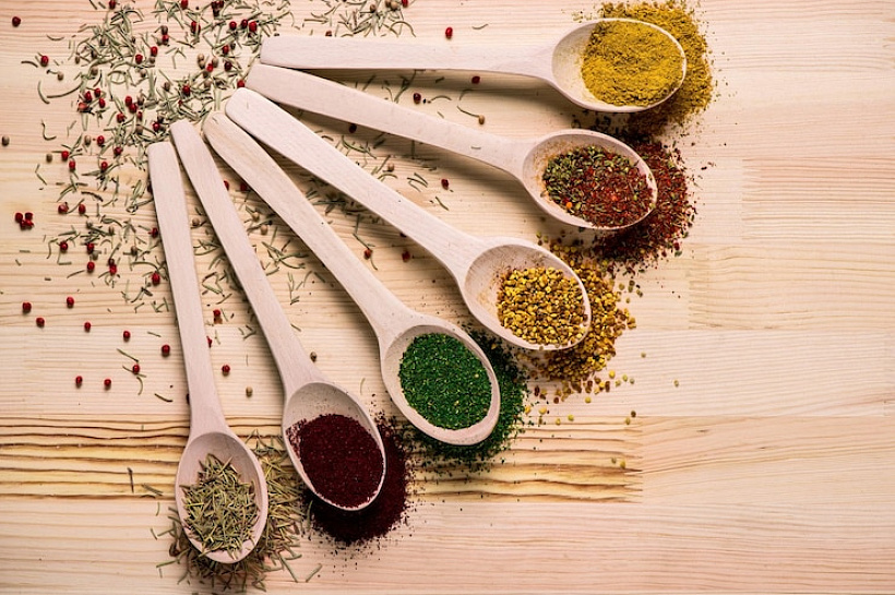 Как надолго сохранить аромат и свежесть приправ и специй для приготовления пищи