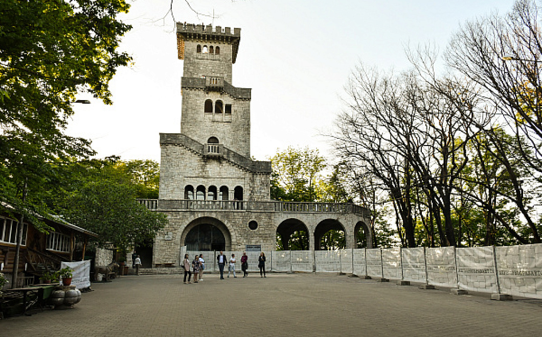 Башня на горе Ахун в Сочи будет работать круглогодично после строительства канатной дороги