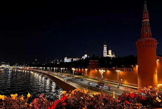 Стивен Сигал выставил на продажу свою подмосковную резиденцию на Рублёвке