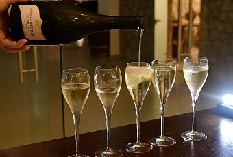 Средняя цена российского шампанского на Кубани достигла 632 рубля за литр