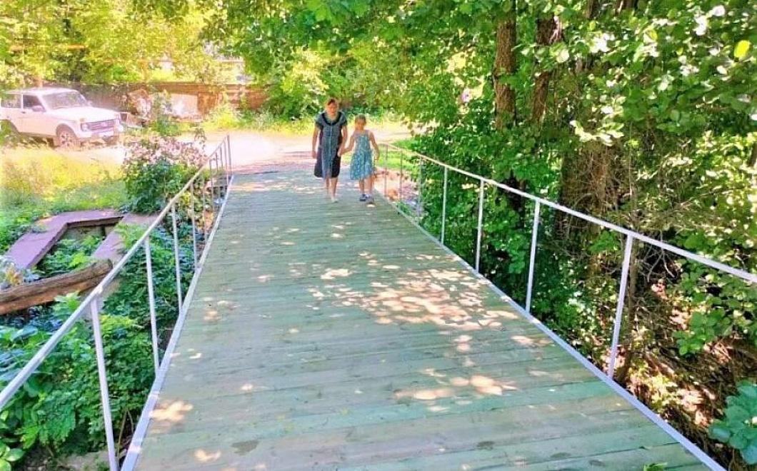 По поручению губернатора Кубани Вениамина Кондратьева в селе Пшада отремонтировали пешеходный мост