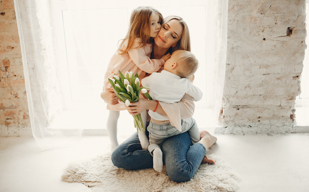 В Сочи стартовала масштабная праздничная программа ко Дню матери