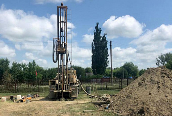 Артезианскую скважину отремонтировали в Крымском районе 