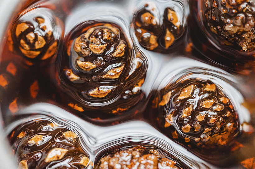 Иммунитет под защитой: чем полезно варенье из шишек