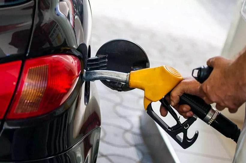 В Севастополе ввели временные ограничения на продажу бензина на АЗС