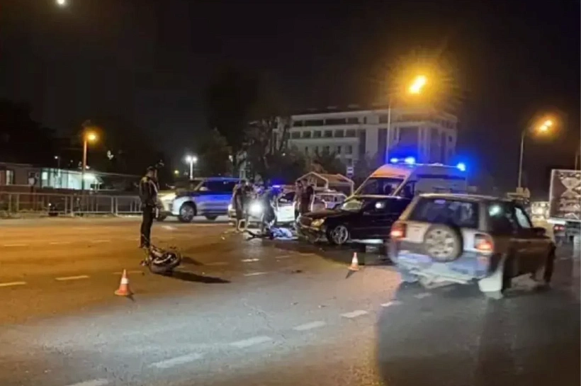 В Краснодаре водитель мотоцикла погиб в ДТП