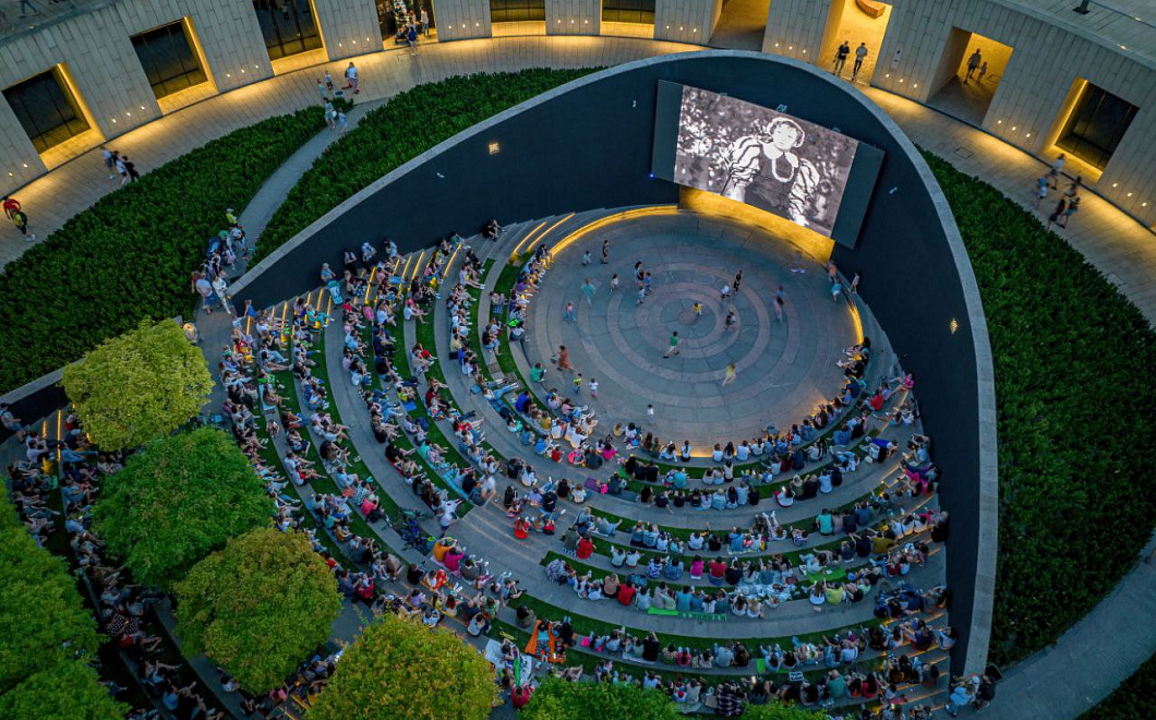 Парк Галицкого и другие: «Яндекс Путешествия» составили рейтинг достопримечательностей России   