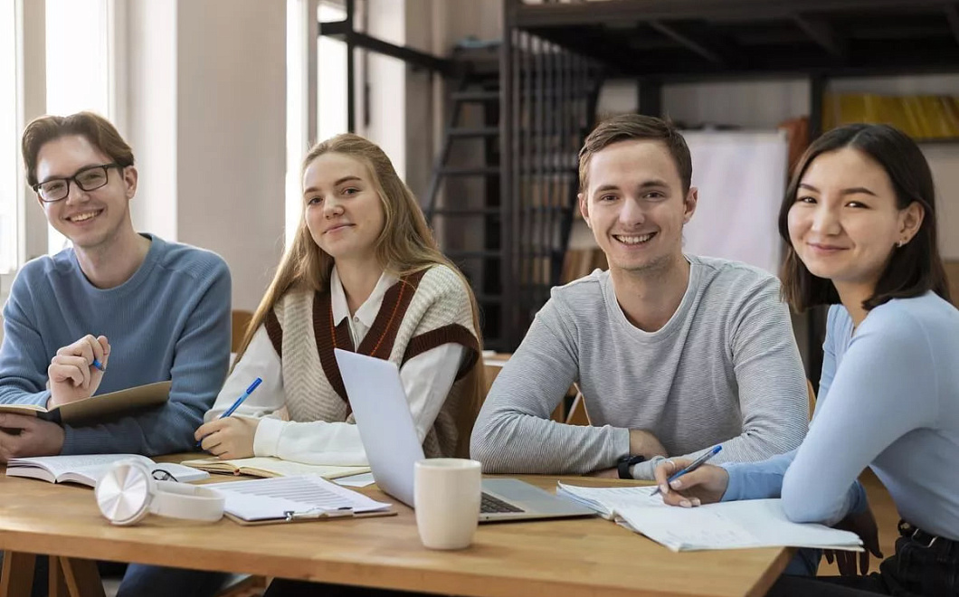 Почти треть российских студентов хочет строить карьеру в частном секторе