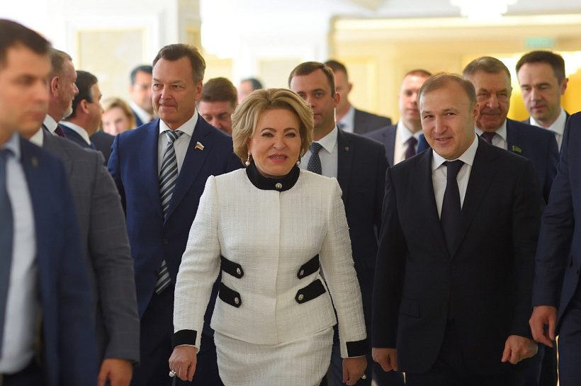 Председатель Совета Федерации Валентина Матвиенко провела встречу с Главой РА Муратом Кумпиловым