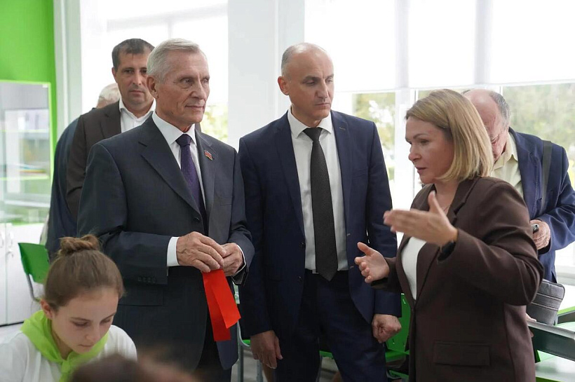 Готовим смену: в школах Тихорецкого района продолжается открытие агротехнологических классов
