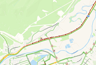 Две 10-километровые пробки образовались на трассе к Черному морю в Краснодарском крае 