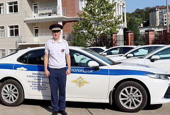 Был без сознания, весь в крови: в Сириусе полицейский довез в больницу сбитого электросамокатом ребенка