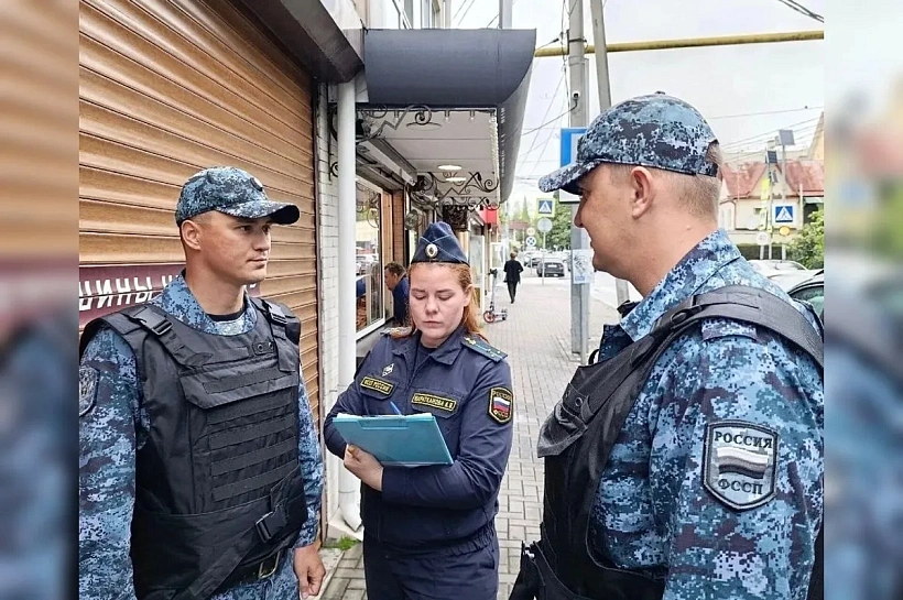 Двухэтажный самострой и гараж в Сочи снесли по решению суда