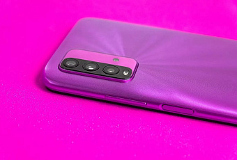 Сильные морозы могут повредить экраны складных смартфонов при раскрытии на холоде