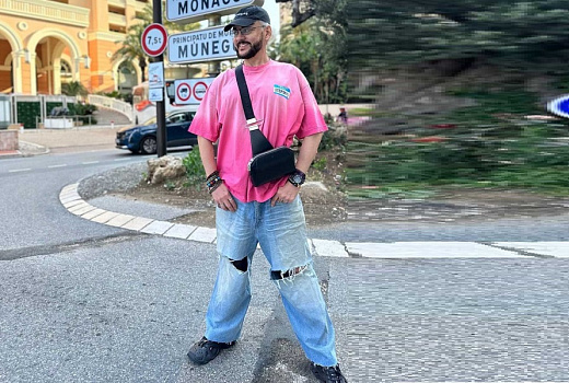 Филипп Киркоров пожаловался, что пластическим хирургам больше неоткуда брать кучеряшки для пересадки