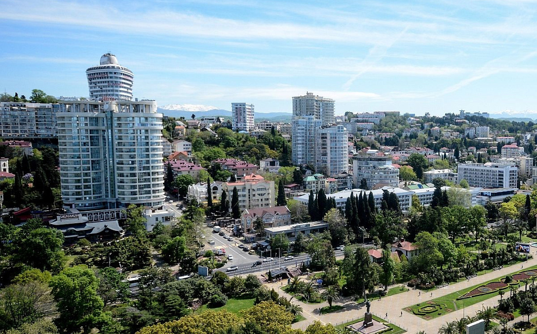 Предложение новостроек в Сочи сократилось вдвое за девять месяцев