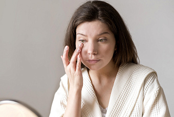 Не замазать: как попрощаться с синяками под глазами