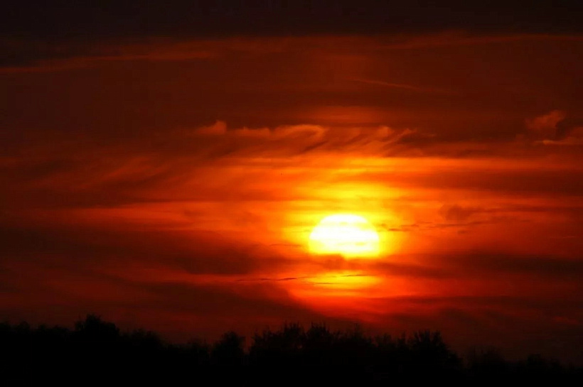 Солнце перешло в режим «спама вспышками», но магнитные бури не ожидаются