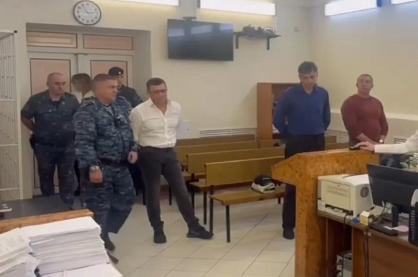 Похитившие более 146 млн рублей при строительстве военных причалов в Новороссийске члены ОПГ получили сроки