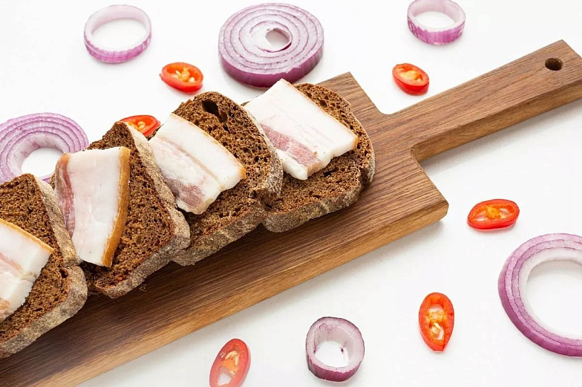 Ветеринар Давыдов назвал кости смертельной угрозой для собак вместо лакомства