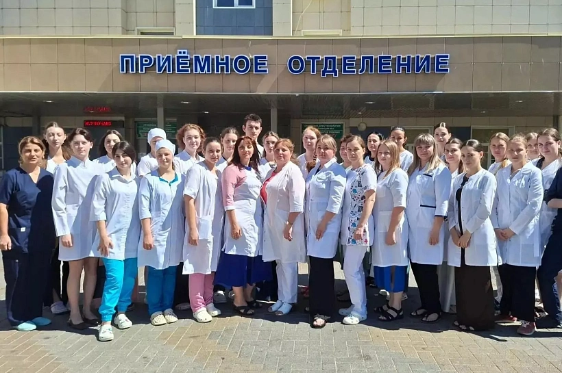 Выпускники медицинских колледжей 2026 года поступают в штат больниц и поликлиник Краснодарского края