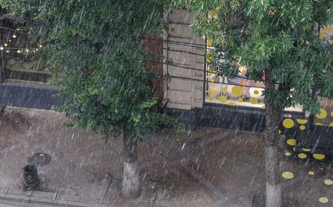 Холодный фронт принес в Краснодарский край дожди и мокрый снег