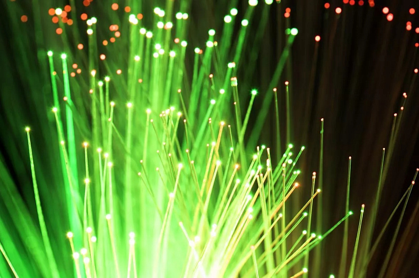 Новосибирские учёные упростили производство оптических решёток для лазерной связи