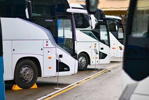 Минпромторг заявил о готовности выпускать 18 тысяч туристических автобусов в год