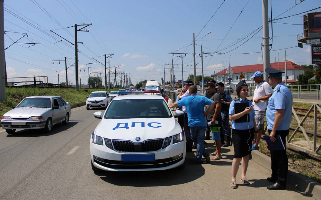 На Кубани приставы за полгода взыскали с автомобилистов-нарушителей 180 млн 