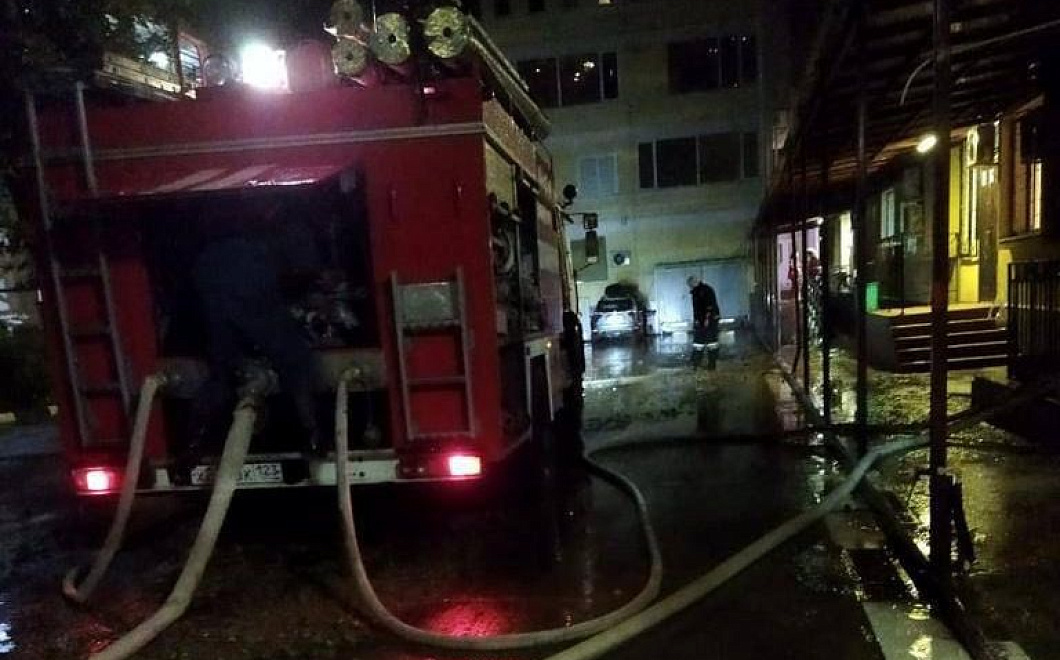 В Сочи с последствиями непогоды будут бороться более 1100 специалистов и почти 400 единиц техники