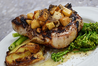 Что с чем едят: какие продукты нельзя сочетать с мясом