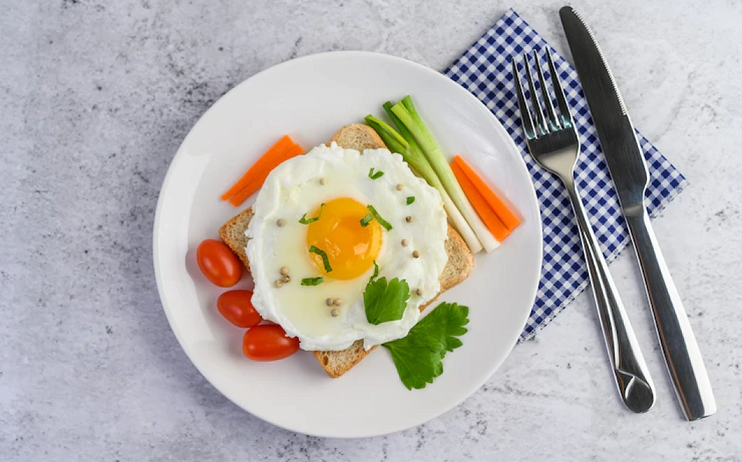 Сколько дней можно хранить куриные яйца в холодильнике 